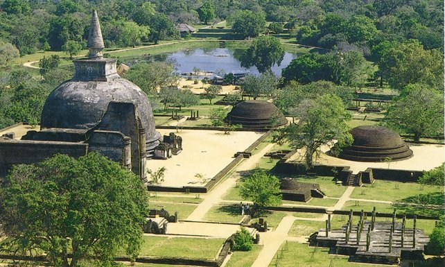 Day 3: Excursion to Polonnaruwa